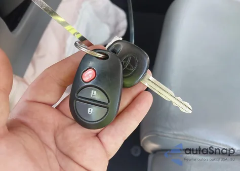 2012 Toyota Tundra Limited 5.7L V8 z USA, uszkodzony, nr VIN 5TFHW5F10CX249019